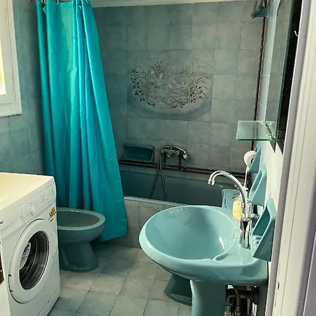 Andrea's Naxos Center Apartment *