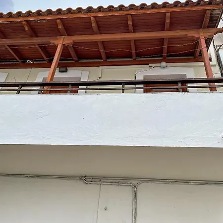 Andrea's Naxos Center Apartment